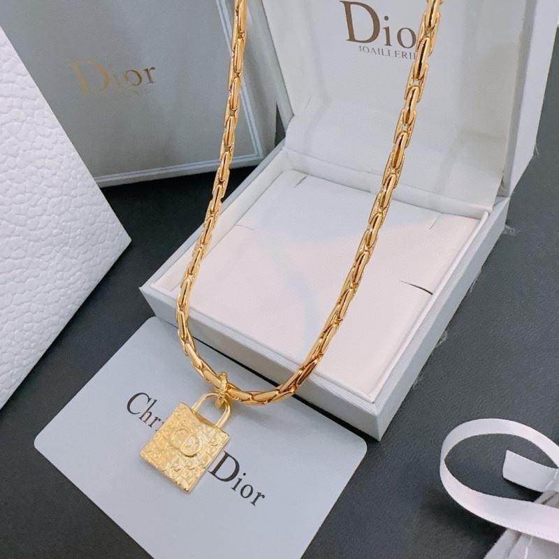 Christian Dior Necklaces